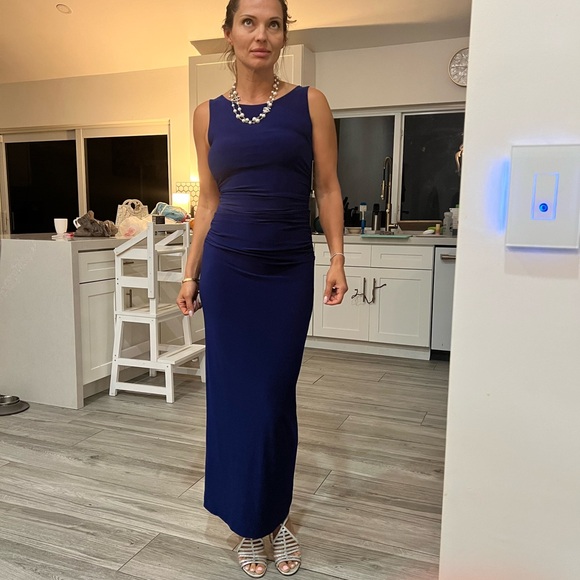 Gorgeous brand new Norma Kamala evening dress